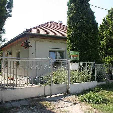 Bakonyi Margareta Vendeghaz * Bakonyszentlaszlo